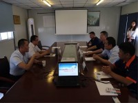 区长王浩到中十冶集团黄金大道项目部调研