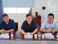 区长王浩到中十冶集团黄金大道项目部调研