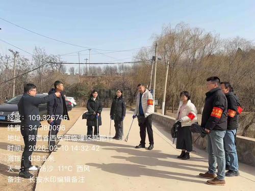 代王街道整治河道环境卫生 筑牢生态底色